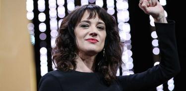 Asia Argento lanza un single con Frida Kahlo de sello español de portada