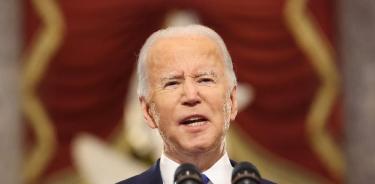 El presidente Joe Biden ofrece un mensaje en el primer aniversario del asalto al Capitolio