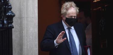Boris Johnson, el miércoles 5 de enero, tras salir de su residencia en el 10 de Downing Street, en Londres.