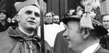 El entonces arzobispo de Múnich, cardenal Josef Ratzinger, en una imagen de 1982 (DPA)