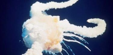 La explosión del  Challenger.

La NASA recuerda a sus caídos cada 28 de enero, aniversario de la tragedia del transbordador Challenger, que explotó tras el despegue hace ahora 36 años, en 1986, matando a sus 7 tripulantes.

POLITICA INVESTIGACIÓN Y TECNOLOGÍA
NASA