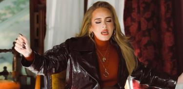 A la venta por 5.5 mdd el gran salón rojo donde Adele grabó 'Easy on me'