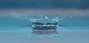 La transformación entre estados líquidos de diferente densidad no ha sido observada en agua pura sino en soluciones de azúcar