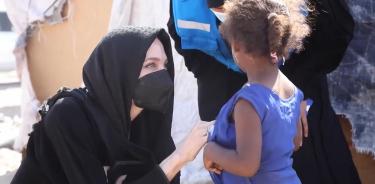 Jolie dijo a través de su cuenta de Instagram que la visita tiene como objetivo “conocer a familias desplazadas y refugiadas”.