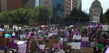Mujeres procedentes de entidades como Chiapas Morelos se unieron para expresar reclamos que las 
