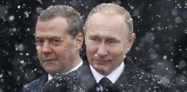 Putin junto a su aliado, el expresidente ruso Dmitri Medvedev