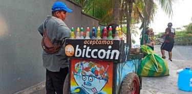 Al menos 22 por ciento del comercio en El Salvador ya ha hecho operaciones con Bitcoin
