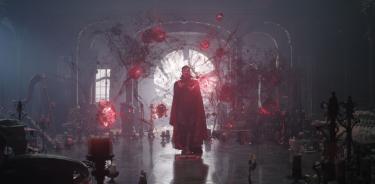 El filme tiene como principal objetivo descubrir las principales motivaciones de Dr. Strange.