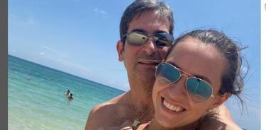 El fiscal paraguayo Marcelo Pecci junto a su esposa, de luna de miel en una playa de Cartagena, poco antes de ser asesinado