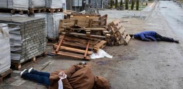 Las imágenes de civiles ejecutados con las manos atadas en Bucha, cerca de Kiev, escandalizaron al mundo