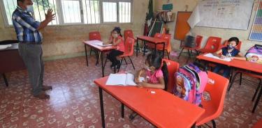 Antes que una nueva reforma educativa o Plan Curricular, los Maestros piden se hagan cambios sencillos para mejorar realmente la implementación de la enseñanza en el aula.