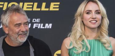 La actriz Sandrine Van Roy presentó por violación durante un encuentro en un hotel de París.
