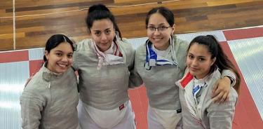 El equipo femenil sable este compuesto por: La medallista olímpica de la juventud Natalia Botello, Julieta Toledo, Vanesa Infante y Abigail Valdez.