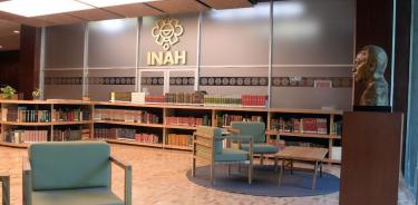 Se renovaron el mobiliario y sistema de iluminación de la biblioteca, explica Baltazar Brito Guadarrama.