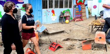 La titular de la SEP, Delfina Gómez Álvarez, corroboró que más de 40 escuelas registran daños graves en infraestructura y equipo de trabajo.
