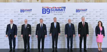 Líderes de los países del Este de Europa reunidos este viernes 10 de junio de 2022 en Bucarest, Rumanía.