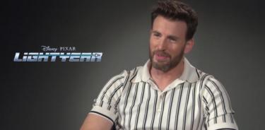 En su versión en inglés, Lightyear cuenta con la voz de Evans, el eterno cuerpo y rostro del Capitán América.