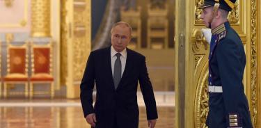 El dictador ruso, Vladímir Putin, llega a un acto militar en Moscú, este martes 21 de junio de 2022.