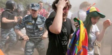 La policía rusa reprime con dureza un intento de desfile gay en San Petersburgo