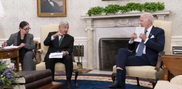 El presidente Andrés Manuel López Obradir y su anfitrión de EU, Joe Biden/