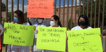 Manifestación por asesinato de doctora en Chihuahua