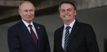 Vladímir Putin y Jair Bolsonaro, juntos en noviembre de 2019 durante la Cumbre de las principales economías emergentes de los BRICS, en Brasilia.