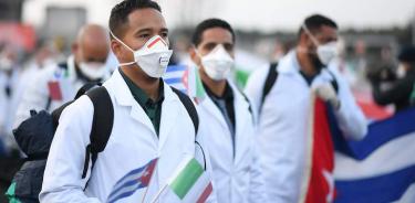 Arriban médicos cubanos a Nayarit