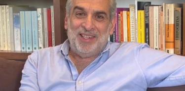 Óscar Solís es especialista en psicoterapia y filosofía.