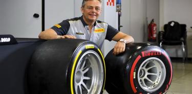 Mario Isola, máximo responsable de Pirelli, trabaja en nuevo diseño