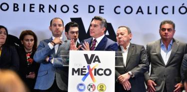 Dirigentes de Va por México