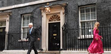 Boris Johnson y su mujer toman caminos separados tras abandonar el 10 de Downing Street