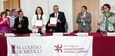 El SNTE llego hasta el Colegio de México, excelsa institución educativa del país, para firmar un convenio que capacitará a maestros de 1° a 3° de Primaria.
