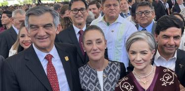 Américo Villarreal, nuevo gobernador de Tamaulipas, junto a Claudia Sheinbaum, jefa de Gobierno.