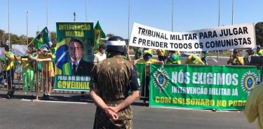 Seguidores de Bolsonaro durante una protesta en agosto de 2021 para pedir la intervención del Ejército y el cierre del Supremo Tribunal Federal y el Congreso