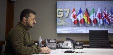 Volodímir Zelenski participa en una videoconferencia durante la cumbre virtual del G7, este martes 11 de octubre de 2022 en Kiev.