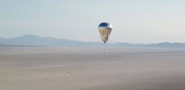 El prototipo de aerobot a escala de un tercio está diseñado para resistir los productos químicos corrosivos en la atmósfera de Venus.
