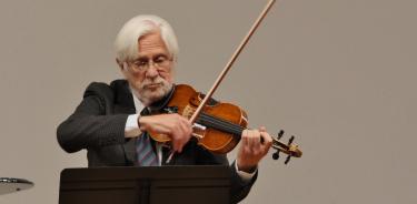 El violinista el uruguayo Jorge Risi.