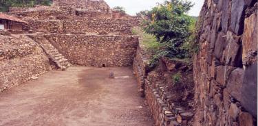 Una vista de la zona arqueológica de la zona arqueológica de San Miguel Ixtapan.