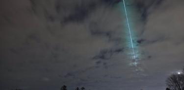 Esta fotografía de lapso de tiempo fue tomada por el astrónomo Robert Weryk cerca de su casa en Londres, Ontario, Canadá.