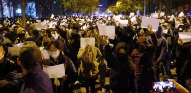 Pequineses protestan en la capital china contra los confinamientos ordenados por el régimen