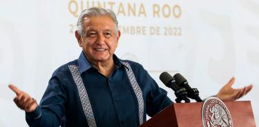López Obrador celebró que Pablo Monroy haya sido echado de Perú
