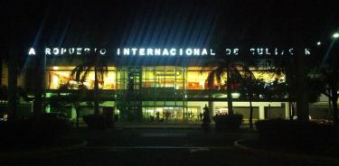 El aeropuerto de Culiacán, Sinaloa, reabrió sus operaciones este viernes tras el caos por la detención de Ovidio Guzmán.