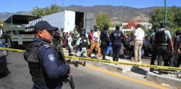 Doscientos cincuenta y cuatro migrantes fueron encontrados al interior de un tráiler en Chiapas/
FOTO: CUARTOSCURO.COM