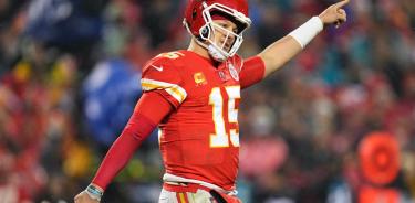 Mahomes terminó con 22 pases completados de 30 para