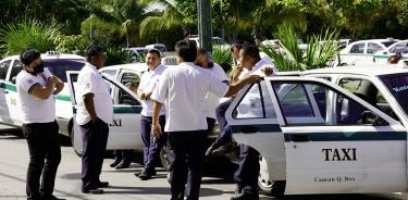 Taxistas en Quintana Roo protestan en contra de la entrada de Uber al estado