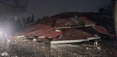 Edificio colapsado por el fuerte terremoto en el sureste de Turquía