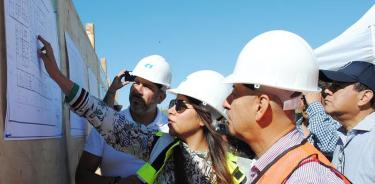 El director general del ISSSTE, Pedro Zenteno realizó un recorrido por las obras de construcción de una nueva Clínica de Medicina Familiar y Especialidades que se construye en Los Cabos