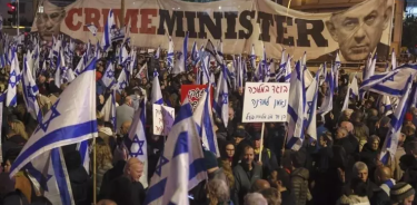 Jerusalén vivió este domingo una manifestación masiva contra el primer ministro “criminal” Netanyahu