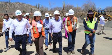 El director general del ISSSTE, Pedro Zenteno, realizó un recorrido de supervisión por los trabajos de construcción de un nuevo hospital en Los Cabos