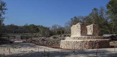 Una vista de la ciudad prehispánica de Uxmal.